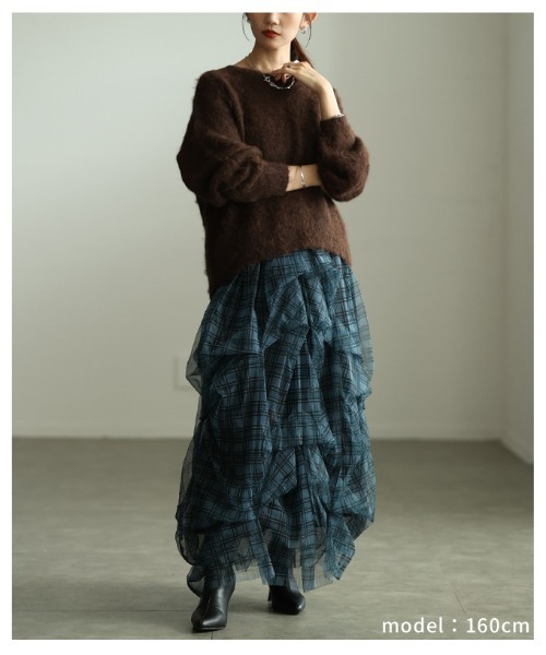 Sawa a la mode(サワアラモード)の「ソフトシャギーショートニットプルオーバー(ニット/セーター・レディース・ダークブラウン/ライトグリーン/オレンジ/ブルー・FREE)」の21枚目の写真