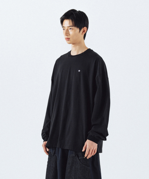 ANGLAN（アングラン）の「Layered Basic Trim Long Sleeve - Black（Tシャツ/カットソー・メンズ・ブラック・FREE）」の4枚目の写真