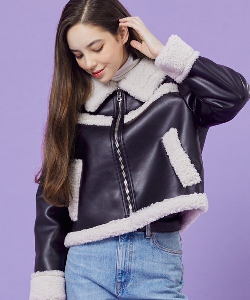 KOLEAT（コレット）の「WOMENクロップオーバーフィットマスタングフリースシアリングジャケット[Black_White]（ムートンコート・レディース・その他・FREE）」の2枚目の写真