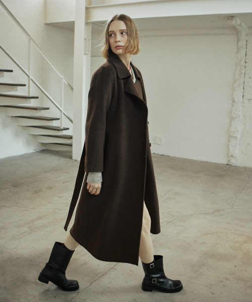 YUPPE(ヨッペ)の「WAVE HANDMADE COAT_BROWN(チェスターコート・レディース・その他・FREE)」の3枚目の写真