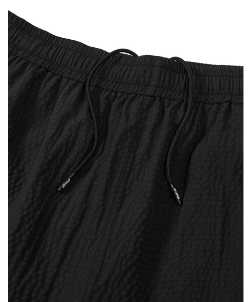 MMLG（エムエムエルジー）の「[Mmlg] REGULAR FIT TEXTURE SHORTS (BLACK)（その他パンツ・レディース・その他・SMALL/MEDIUM/LARGE）」の3枚目の写真