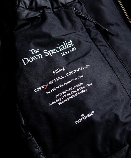 YDOT（ワイドット）の「【YDOT】COLLARLESS BOMBER DOWN JACKET（ダウンジャケット/コート・メンズ・セージグリーン/ブラック・M/L）」の8枚目の写真