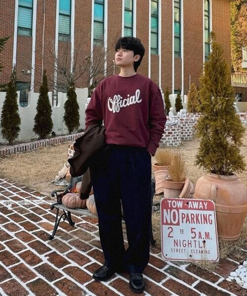 KANEITEI(カネイテイ)の「OFFICIAL LETTERING EMBROIDERED CREWNECK (NAVY)(スウェット・レディース・ネイビー・MEDIUM/LARGE/X-LARGE)」の6枚目の写真