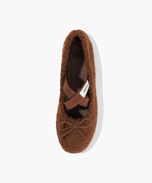 MARITHE + FRANCOIS GIRBAUD(マリテフランソワジルボー)の「W CROSS BANDING SHEARING FLAT SHOES(バレエシューズ・レディース・ブラウン/アイボリー/Black・25cm/24cm/23cm)」の14枚目の写真