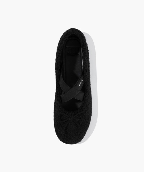 MARITHE + FRANCOIS GIRBAUD(マリテフランソワジルボー)の「W CROSS BANDING SHEARING FLAT SHOES(バレエシューズ・レディース・ブラウン/アイボリー/Black・25cm/24cm/23cm)」の21枚目の写真