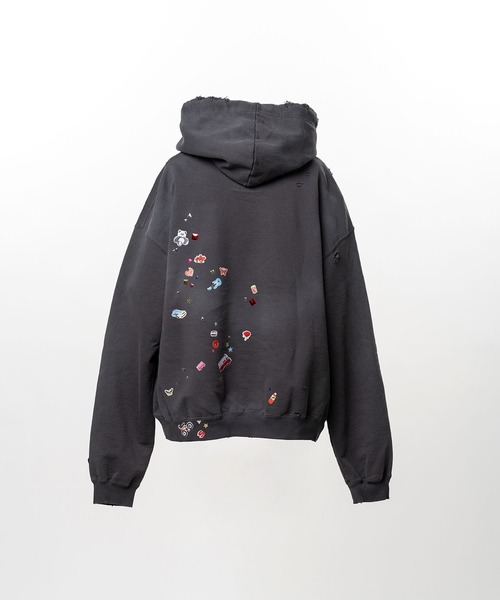 Maison MIHARA YASUHIRO(メゾンミハラヤスヒロ)の「Kids Sticker Printed Hoodie(スウェット・レディース・ホワイト/ブラック・38/36/40)」の11枚目の写真