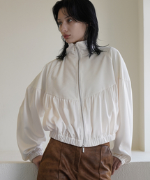 320SHOWROOM（320ショールーム）の「Velvet Yoke Satin Shirring Zip-Up Ivory（ナイロンジャケット）」