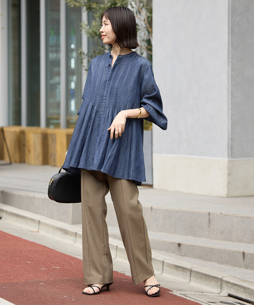 SLOBE IENA（スローブイエナ）の「LEDENIM ボサム ペプラムデニムブラウス（シャツ/ブラウス・レディース・ブラック/ネイビー・FREE）」の19枚目の写真