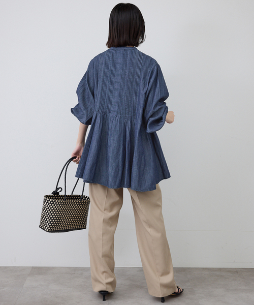 SLOBE IENA（スローブイエナ）の「LEDENIM ボサム ペプラムデニムブラウス（シャツ/ブラウス・レディース・ブラック/ネイビー・FREE）」の3枚目の写真