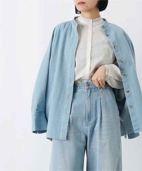 LUCA/LADY LUCK LUCA（ルカ/レディラックルカ）の「LC/LLL コクーンドルマンチュニックシャツ/デニムドルマンシャツ（シャツ/ブラウス・レディース・グレー/ブルー/サックスブルー・FREE）」の2枚目の写真