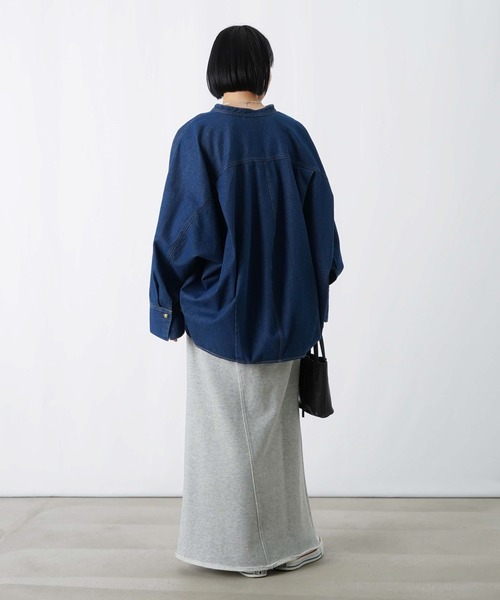 LUCA/LADY LUCK LUCA（ルカ/レディラックルカ）の「LC/LLL コクーンドルマンチュニックシャツ/デニムドルマンシャツ（シャツ/ブラウス・レディース・グレー/ブルー/サックスブルー・FREE）」の19枚目の写真