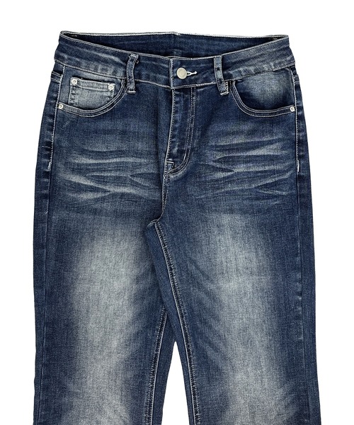 FOLLOWIN（フォロウィン）の「【FOLLOWN】セミフレアストレッチデニムパンツ（デニムパンツ・レディース・ブルー・LARGE/MEDIUM/SMALL）」の17枚目の写真