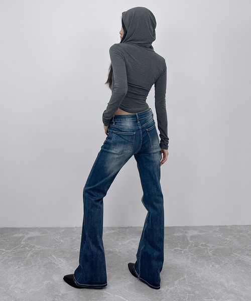 FOLLOWIN（フォロウィン）の「【FOLLOWN】セミフレアストレッチデニムパンツ（デニムパンツ・レディース・ブルー・LARGE/MEDIUM/SMALL）」の6枚目の写真