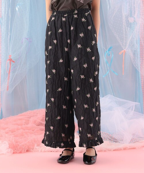 CAROLINA GLASER(カロリナ グレイサー)の「フラワー フリル パンツ(その他パンツ・レディース・ブラック/オフホワイト・SMALL/MEDIUM)」の20枚目の写真