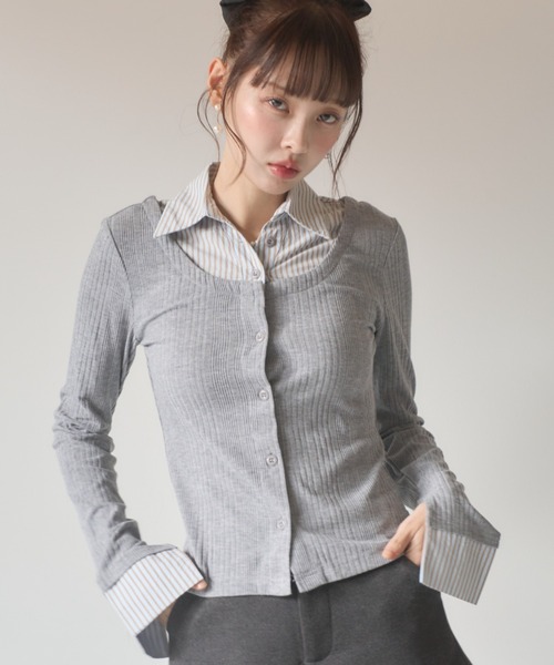 Nadana(ナダナ)の「シャツドッキングレイヤード風ニット(Tシャツ/カットソー・レディース・ベージュ/グレー・FREE)」の1枚目の写真