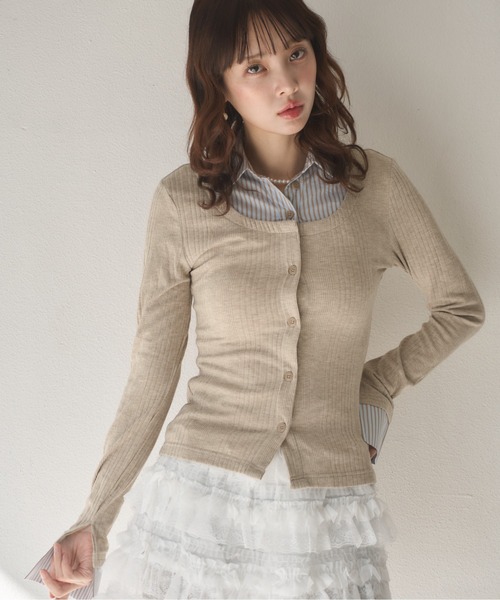 Nadana(ナダナ)の「シャツドッキングレイヤード風ニット(Tシャツ/カットソー・レディース・ベージュ/グレー・FREE)」の9枚目の写真