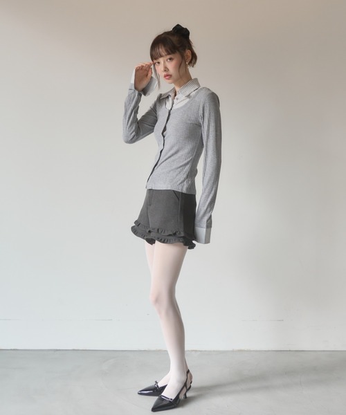 Nadana(ナダナ)の「シャツドッキングレイヤード風ニット(Tシャツ/カットソー・レディース・ベージュ/グレー・FREE)」の12枚目の写真