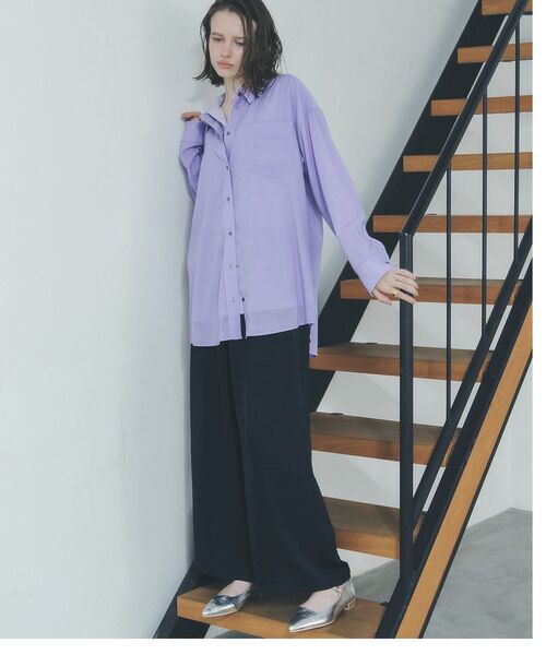 YECCA VECCA（イェッカヴェッカ）の「メリージェーンストラップパンプス（パンプス・レディース・シルバー/アイボリー/ブラック・24.5cm/22.5cm/23.5cm）」の21枚目の写真