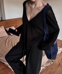 meJane | Vネック シアー長袖カットソートップス(Tシャツ/カットソー)