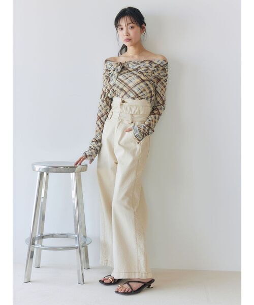 LAGUNAMOON（ラグナムーン）の「オフショルチュールタイブラウス（シャツ/ブラウス・レディース・イエロー/ブラウン/グレー・FREE）」の12枚目の写真