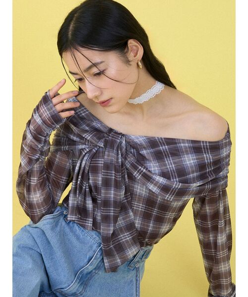 LAGUNAMOON（ラグナムーン）の「オフショルチュールタイブラウス（シャツ/ブラウス・レディース・イエロー/ブラウン/グレー・FREE）」の16枚目の写真