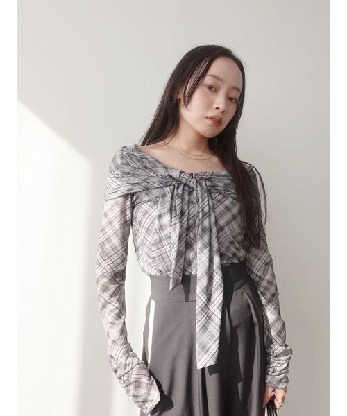 LAGUNAMOON（ラグナムーン）の「オフショルチュールタイブラウス（シャツ/ブラウス・レディース・イエロー/ブラウン/グレー・FREE）」の21枚目の写真