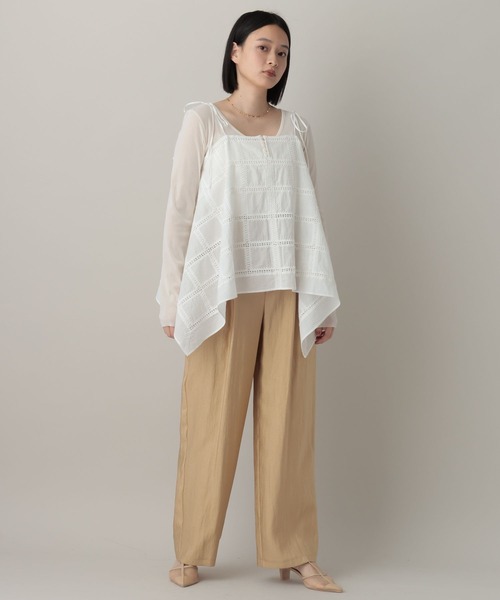 A part by（アパートバイ）の「【着方2WAY】エンブロイダリーマルチキャミブラウス（シャツ/ブラウス・レディース・ブラック/オフホワイト・FREE）」の3枚目の写真