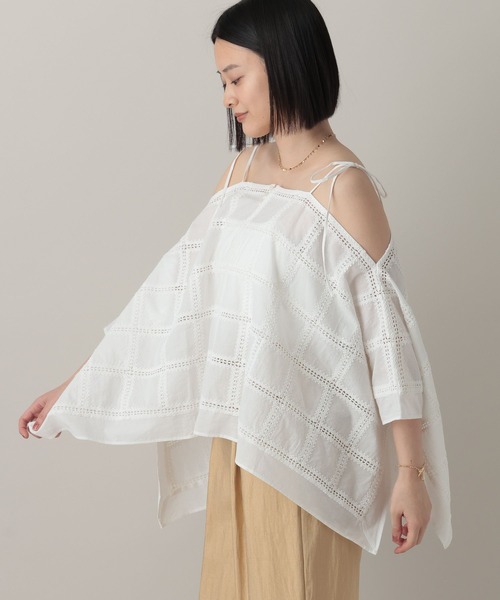 A part by（アパートバイ）の「【着方2WAY】エンブロイダリーマルチキャミブラウス（シャツ/ブラウス・レディース・ブラック/オフホワイト・FREE）」の12枚目の写真