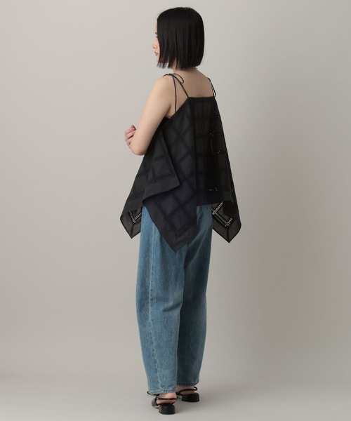 A part by（アパートバイ）の「【着方2WAY】エンブロイダリーマルチキャミブラウス（シャツ/ブラウス・レディース・ブラック/オフホワイト・FREE）」の16枚目の写真