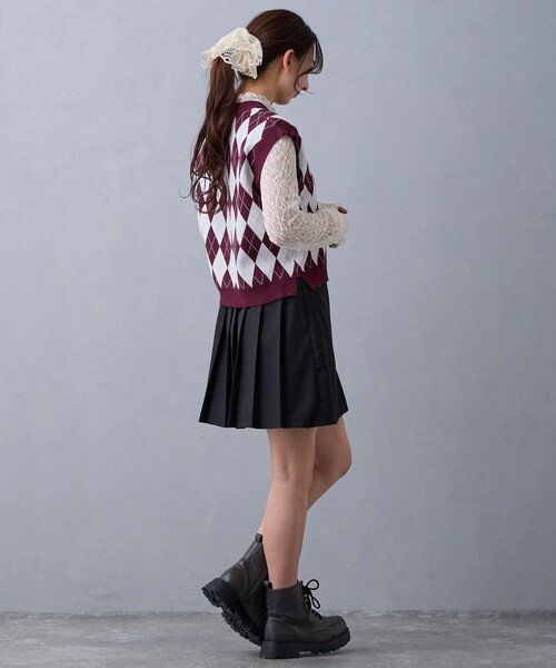 NICOLE CLUB（ニコル　クラブ）の「アーガイルベスト（ベスト・レディース・ネイビー/ボルドー/ライトグレー・FREE）」の5枚目の写真