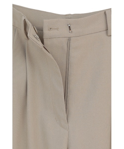 CLANE(クラネ)の「BASIC TUCK PANTS(スラックス・レディース・ベージュ/ブラック・1/0/2)」の16枚目の写真