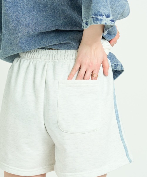 A.D.C.L.(エーディーシーエル)の「デニムサイドライン トラックショートパンツ(その他パンツ・レディース・杢グレー・M/L)」の18枚目の写真