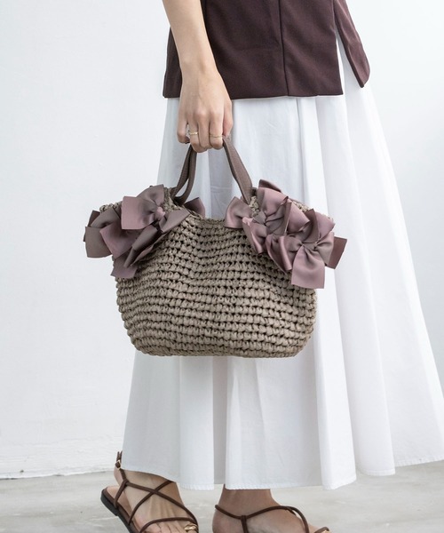 MIAN （ミアン）の「サイドリボンペーパートートバッグ【詳細動画あり】（かごバッグ・レディース・ブラック/モカ/ベージュ・FREE）」の2枚目の写真