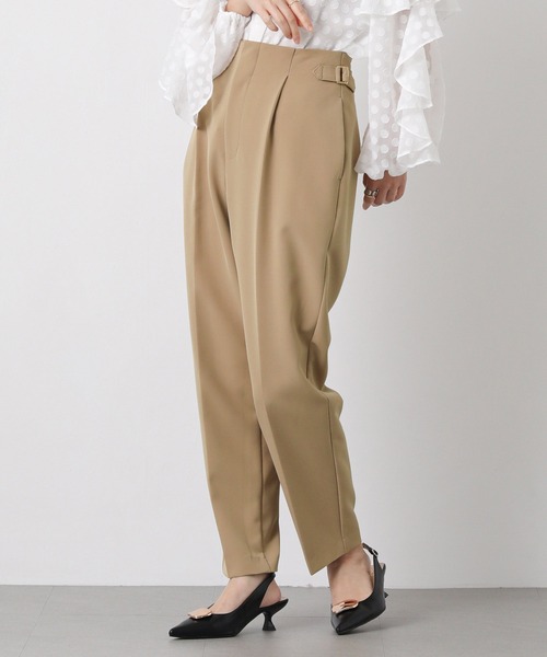 Gready Brilliant（グレディブリリアン）の「Ｗクロスハイウエストテーパードパンツ（その他パンツ・レディース・ブラック/キャメル・38/36/34）」の2枚目の写真