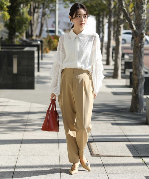 Gready Brilliant（グレディブリリアン）の「Ｗクロスハイウエストテーパードパンツ（その他パンツ・レディース・ブラック/キャメル・38/36/34）」の6枚目の写真