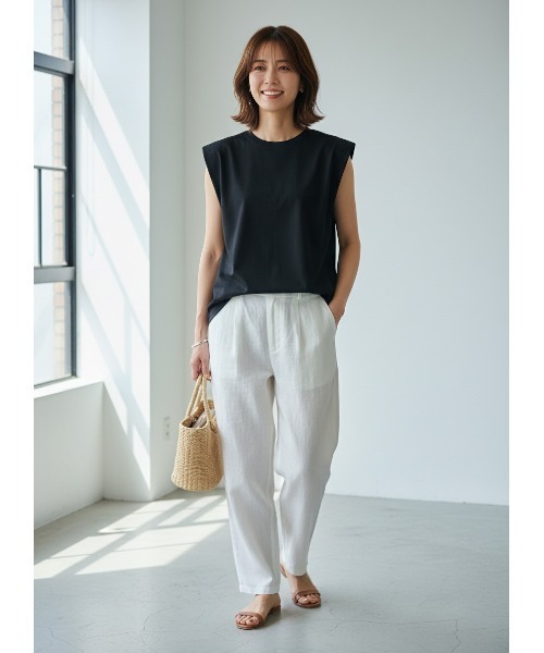 Belta attrice(ベルタアトリーチェ)の「【接触冷感】シルケットコットン100 ショルダータック クルーネックノースリーブカットソー/袖なし(タンクトップ・レディース・カーキ/ブラック/グレー/ホワイト・FREE)」の5枚目の写真