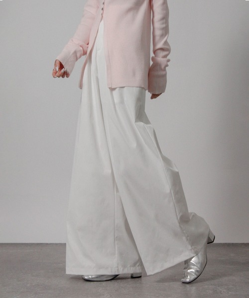 Social GIRL（ソーシャルガール）の「2026SS ハイウエストタックワイドパンツ スラックスパンツ（スラックス・レディース・ベージュ/オフホワイト/ブラック・M/L）」の2枚目の写真