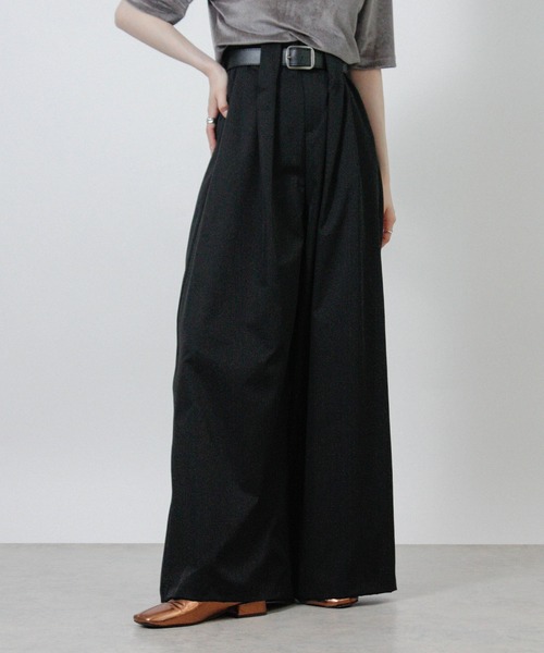 Social GIRL(ソーシャルガール)の「ハイウエストタックワイドパンツ スラックスパンツ(スラックス・レディース・ベージュ/オフホワイト/ブラック・M/L)」の7枚目の写真