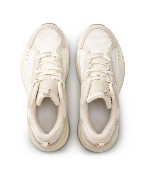 FILA(フィラ)の「WAVY BLOCK / ウェイビーブロック / カジュアルスニーカー(スニーカー・レディース・ベージュ・25.5cm/25.0cm/24.5cm/24.0cm/23.5cm/23.0cm/28.0cm/27.5cm/27.0cm/26.5cm/26.0cm/29.0cm)」の3枚目の写真