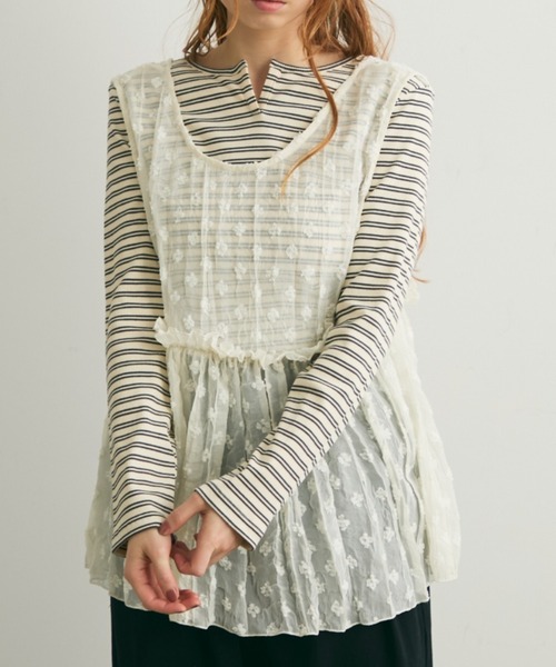 Crisp（クリスプ）の「2wayフリルギャザータンク（シャツ/ブラウス・レディース・アイボリー/ナチュラル・FREE）」の17枚目の写真