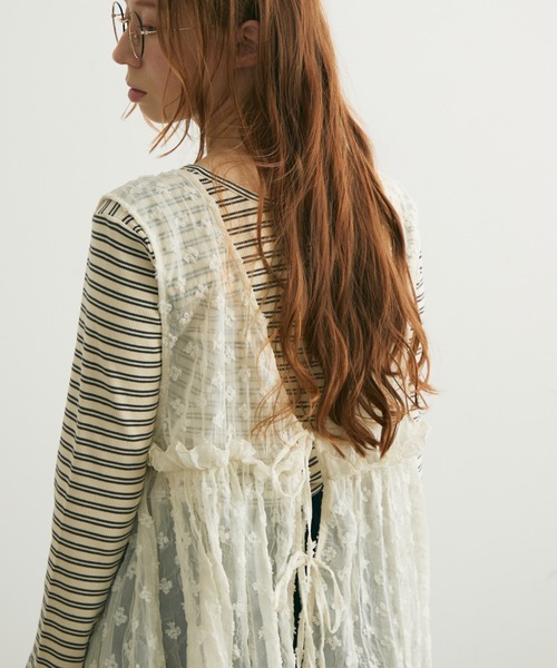 Crisp（クリスプ）の「2wayフリルギャザータンク（シャツ/ブラウス・レディース・アイボリー/ナチュラル・FREE）」の19枚目の写真