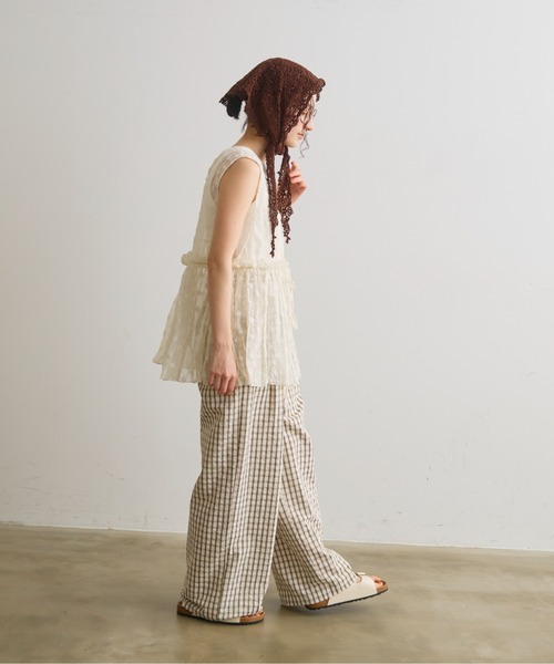 Crisp（クリスプ）の「2wayフリルギャザータンク（シャツ/ブラウス・レディース・アイボリー/ナチュラル・FREE）」の10枚目の写真