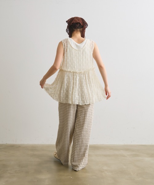 Crisp（クリスプ）の「2wayフリルギャザータンク（シャツ/ブラウス・レディース・アイボリー/ナチュラル・FREE）」の11枚目の写真