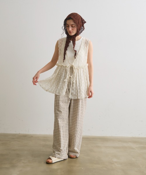 Crisp（クリスプ）の「2wayフリルギャザータンク（シャツ/ブラウス・レディース・アイボリー/ナチュラル・FREE）」の8枚目の写真