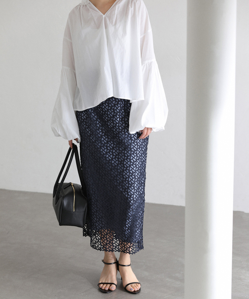 La TOTALITE（ラトータリテ）の「【洗える】ラティスレーススカート（スカート・レディース・バーガンディー/ネイビー・40/38/36）」の2枚目の写真