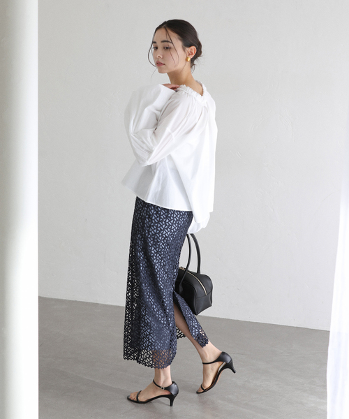 La TOTALITE（ラトータリテ）の「【洗える】ラティスレーススカート（スカート・レディース・バーガンディー/ネイビー・40/38/36）」の4枚目の写真