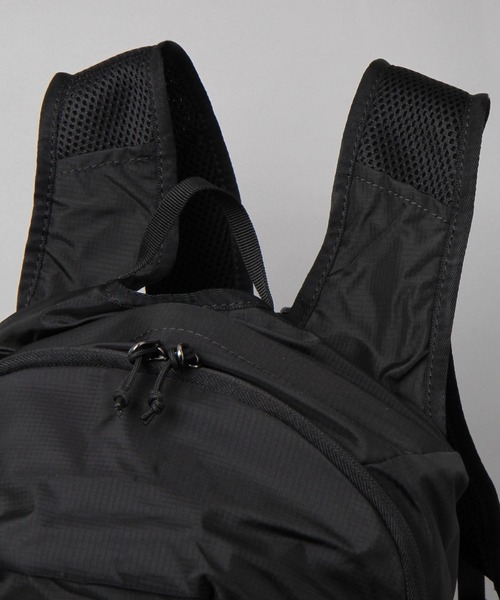 JEANASIS（ジーナシス）の「【SALOMON】TRAILBLAZER 10/657703（バックパック/リュック・レディース・ブラウン/ブラック・FREE）」の5枚目の写真