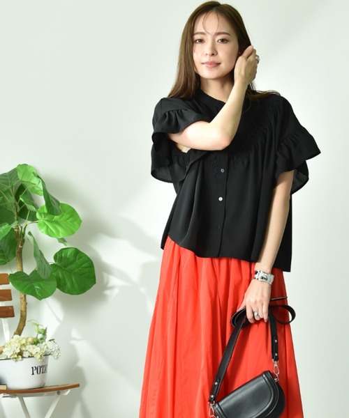 INTERPLANET（インタープラネット）の「Ｖ切替タックデシンブラウス（シャツ/ブラウス・レディース・サックスブルー/ブラック/オフホワイト・FREE）」の20枚目の写真