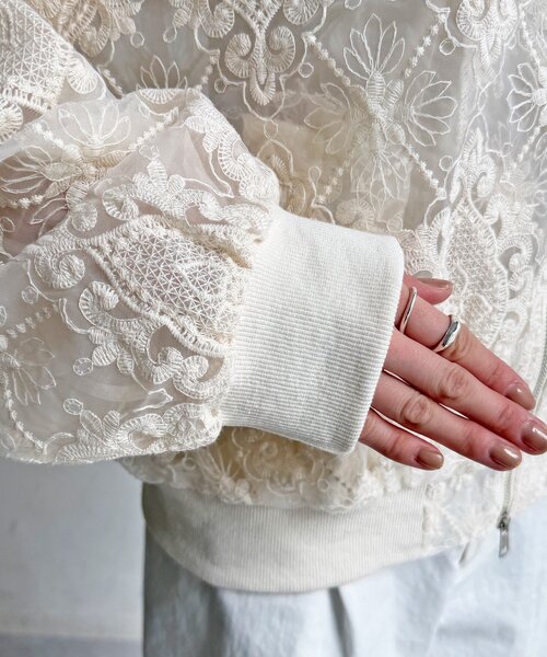 DouDou（ドゥドゥ）の「【WEB限定】チュールレースブルゾン（その他アウター・レディース・ブラック/アイボリー・FREE）」の18枚目の写真