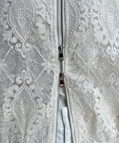 DouDou（ドゥドゥ）の「【WEB限定】チュールレースブルゾン（その他アウター・レディース・ブラック/アイボリー・FREE）」の21枚目の写真